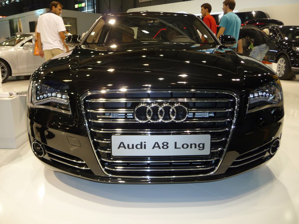 Audi a8 long d4